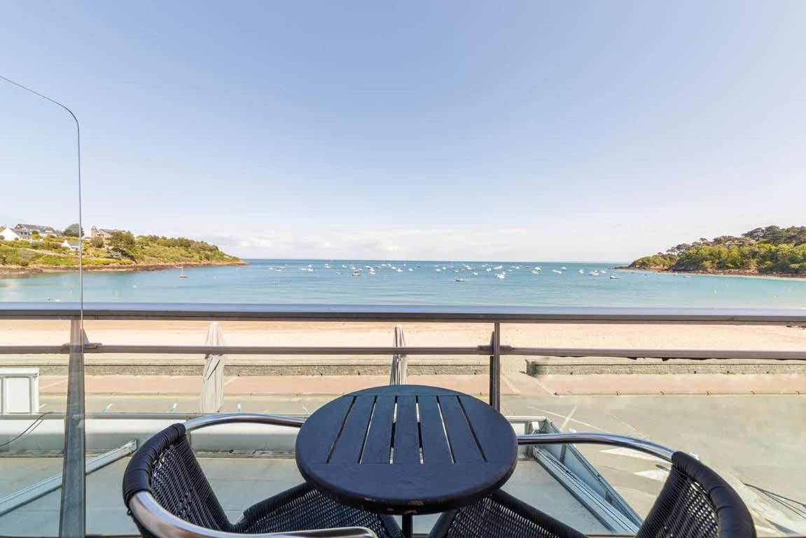 Les Pieds Dans L'Eau - Appartment 1 - Vue Mer Cancale Exterior photo